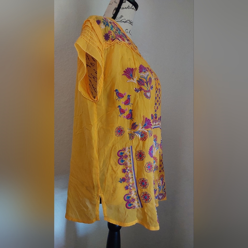NEW JOHNNY WAS LAFARET Yellow Embroidered Blouse, Short Sleeve, size L - Picture 9 of 14